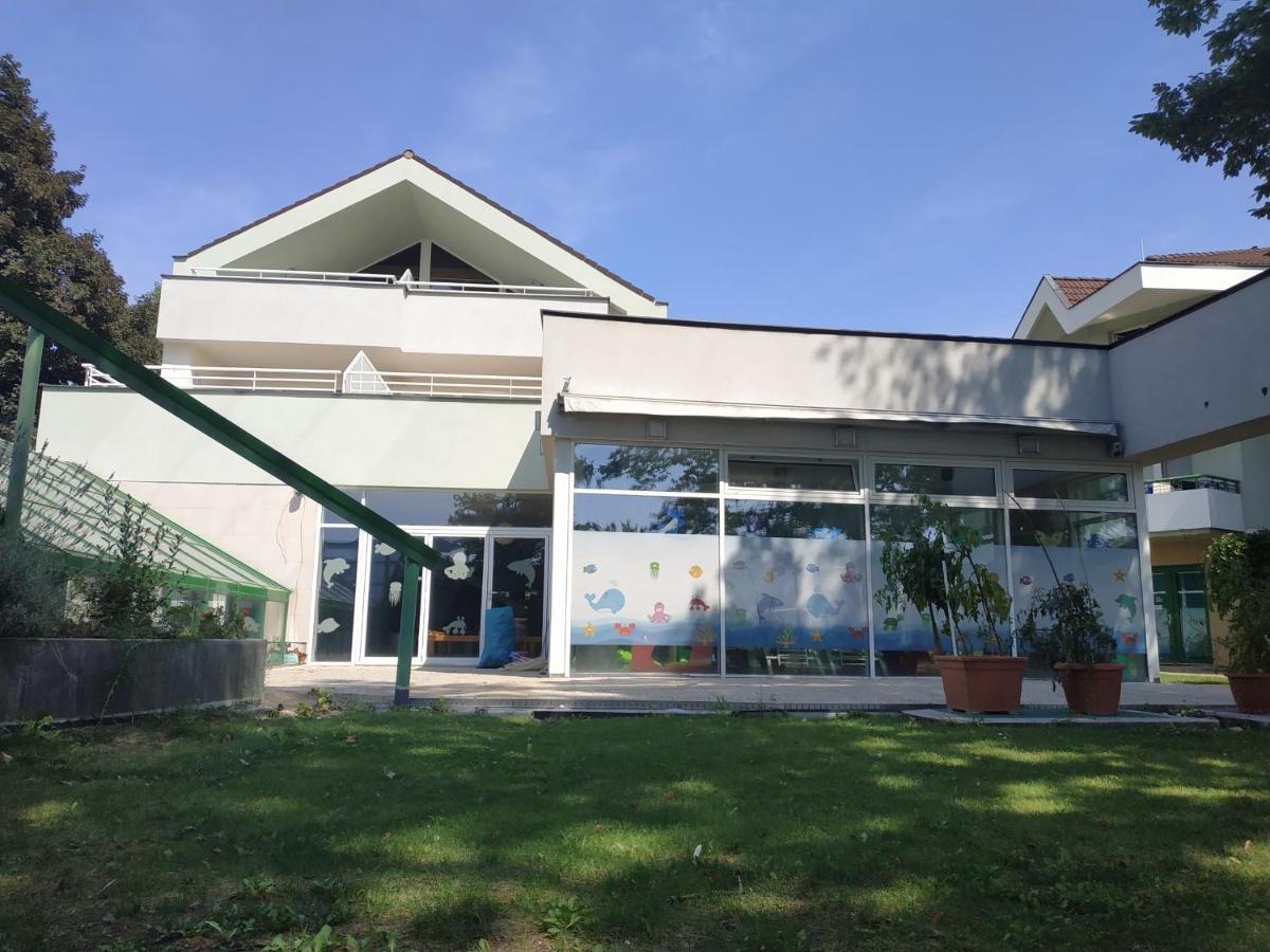 Apartmany Puerto Senec Dış mekan fotoğraf